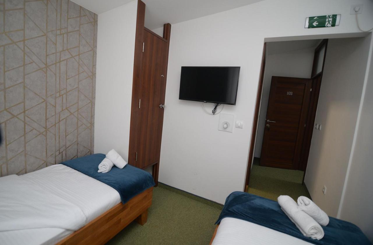 Apartmani Carolija Lucani Exterior photo